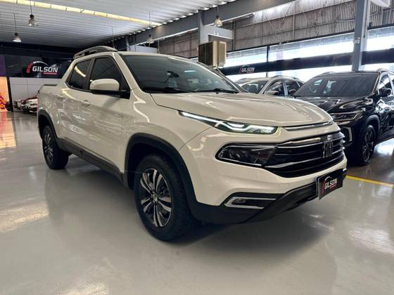 FIAT TORO 1.3 TURBO 270 FLEX FREEDOM AT6 FIAT TORO 1.3 TURBO 270 FLEX FREEDOM AT6